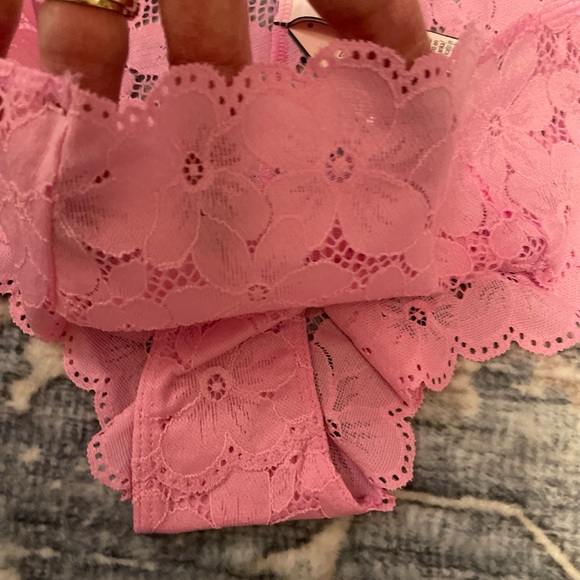 Victoria's Secret  Lacie Cheeky Panty Medium NWT’s - Picture 7 of 8